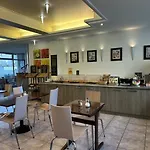 Brit Centre Hotel