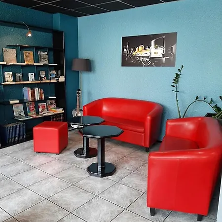 Brit Centre Hotel 3*