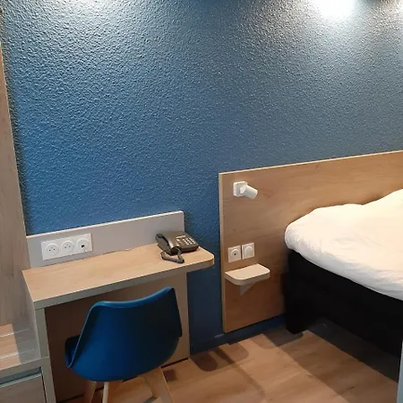Brit Centre Hotel 3*