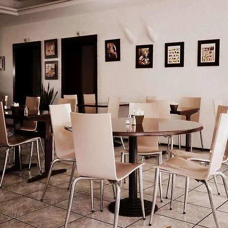 Brit Centre Hotel 3*