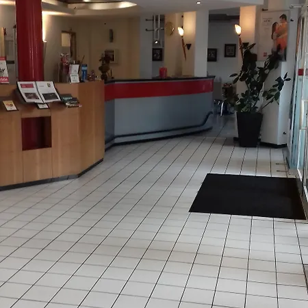 Ξενοδοχείο Brit Centre 3*