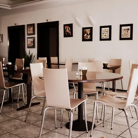 Ξενοδοχείο Brit Centre 3*