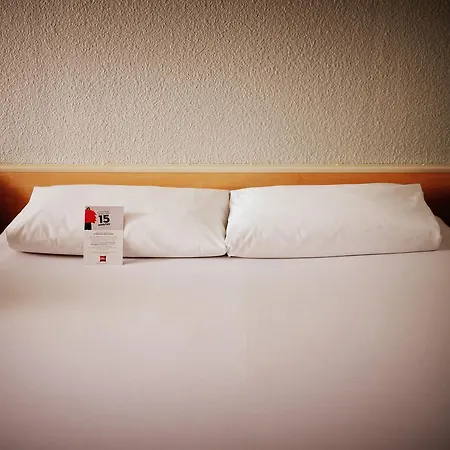 Brit Centre Hotel 3*