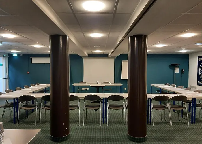 Hotel Brit Centre 3*